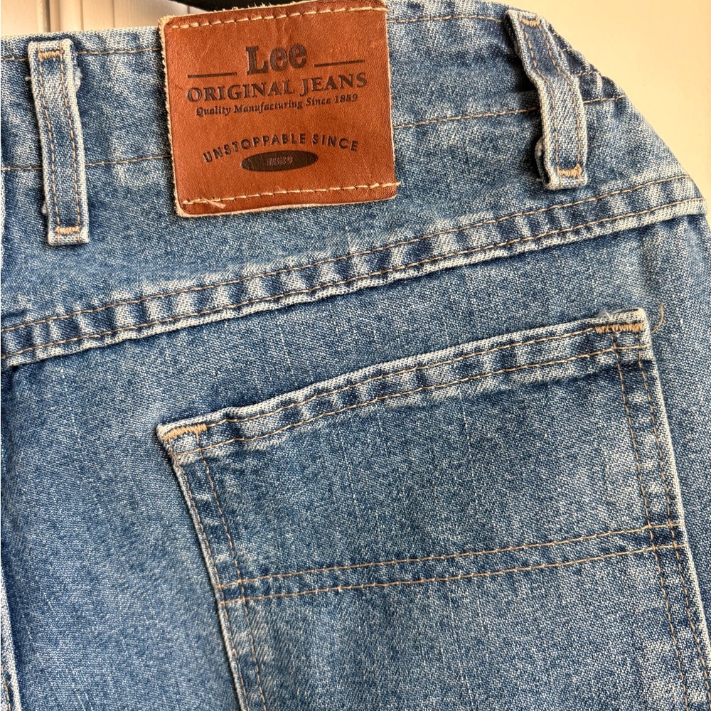 Lee Classic Blue Denim Jeans - Picture 3 of 9